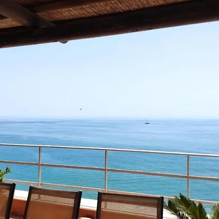 Apartamento Holidays2fuengirola Duplex With Stunning Sea View, Terraces,1st Line Beside Port *