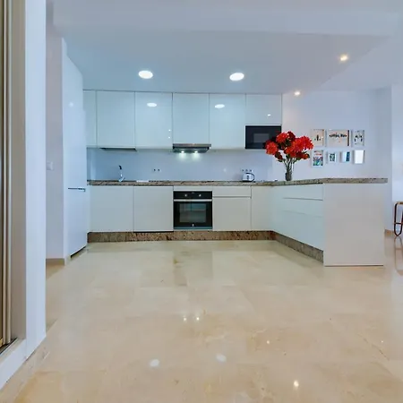 Apartamento Holidays2fuengirola Duplex With Stunning Sea View, Terraces,1st Line Beside Port Fuengirola