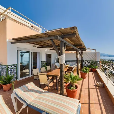 Apartamento Holidays2fuengirola Duplex With Stunning Sea View, Terraces,1st Line Beside Port Fuengirola